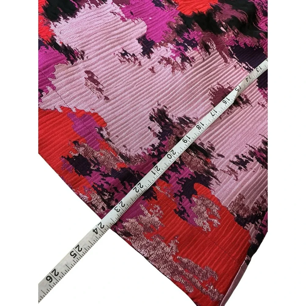 NWOT Tuckernuck Pomander Place Red Pink Jacquard‎ Lyla Blouse Med Classy Elegant
